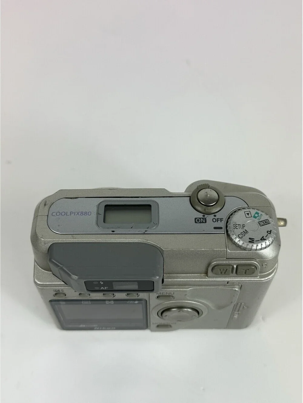 Nikon E880 Coolpix 880 Digital Camera 3.2MP 3.0x Optical Zoom Not Tested